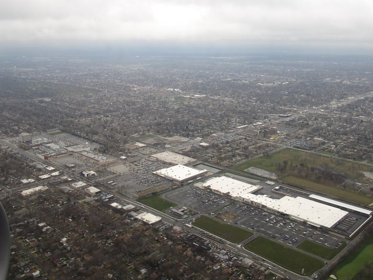 Aerial view of Evergreen Park, Illinois looking southwest over the 95th Street and Western Avenue corridor